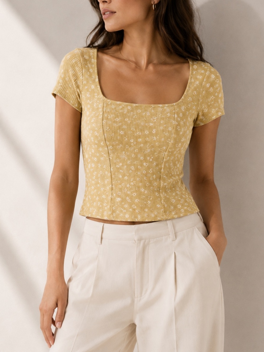 Pink Rose Buttery Yellow Floral Ribbed Crop Top Square Neck Womenโs Small